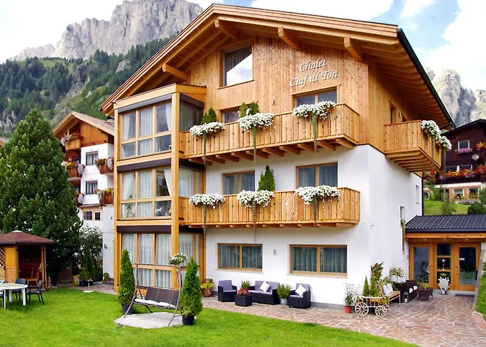 Apartments Chalet Ciufdlton
